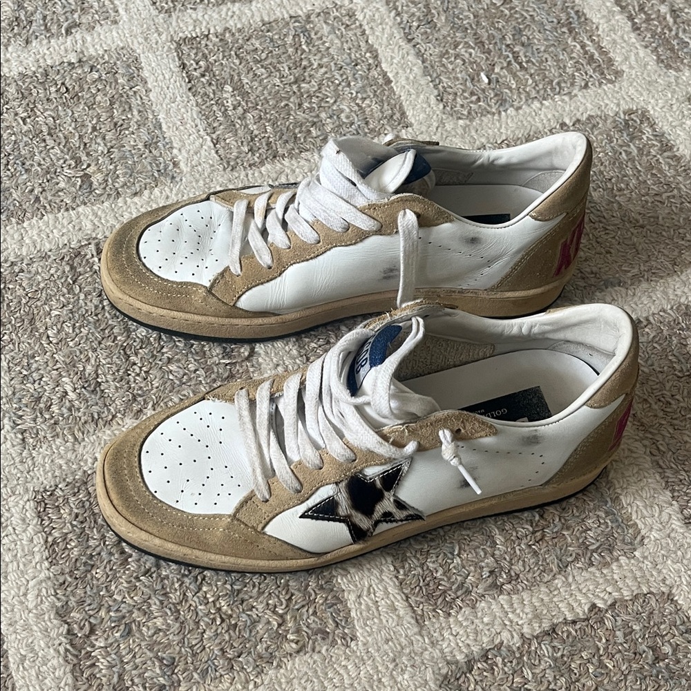 Golden Goose woman’s Ballstar White and Tan Sneakers with Star